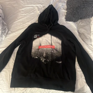 Jack & Jones hoodie - Knappt använd 