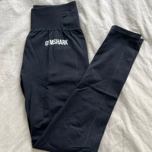 Gymshark tights - Gymshark tights i storlek S, passar även en XS. Bra skick.