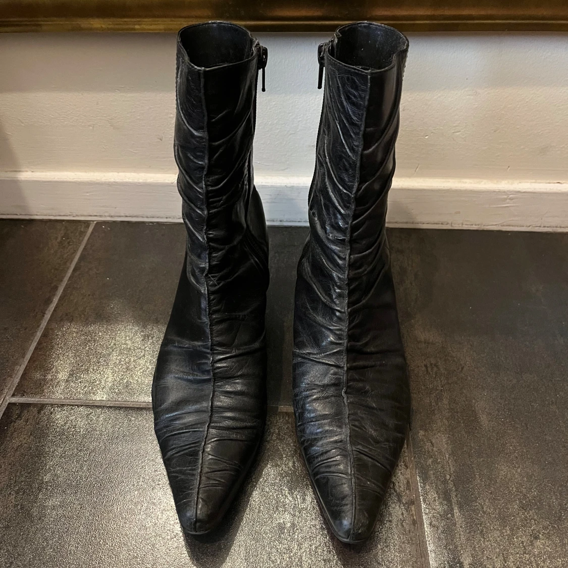 Kittenheals i stövelform storlek 38 - 90