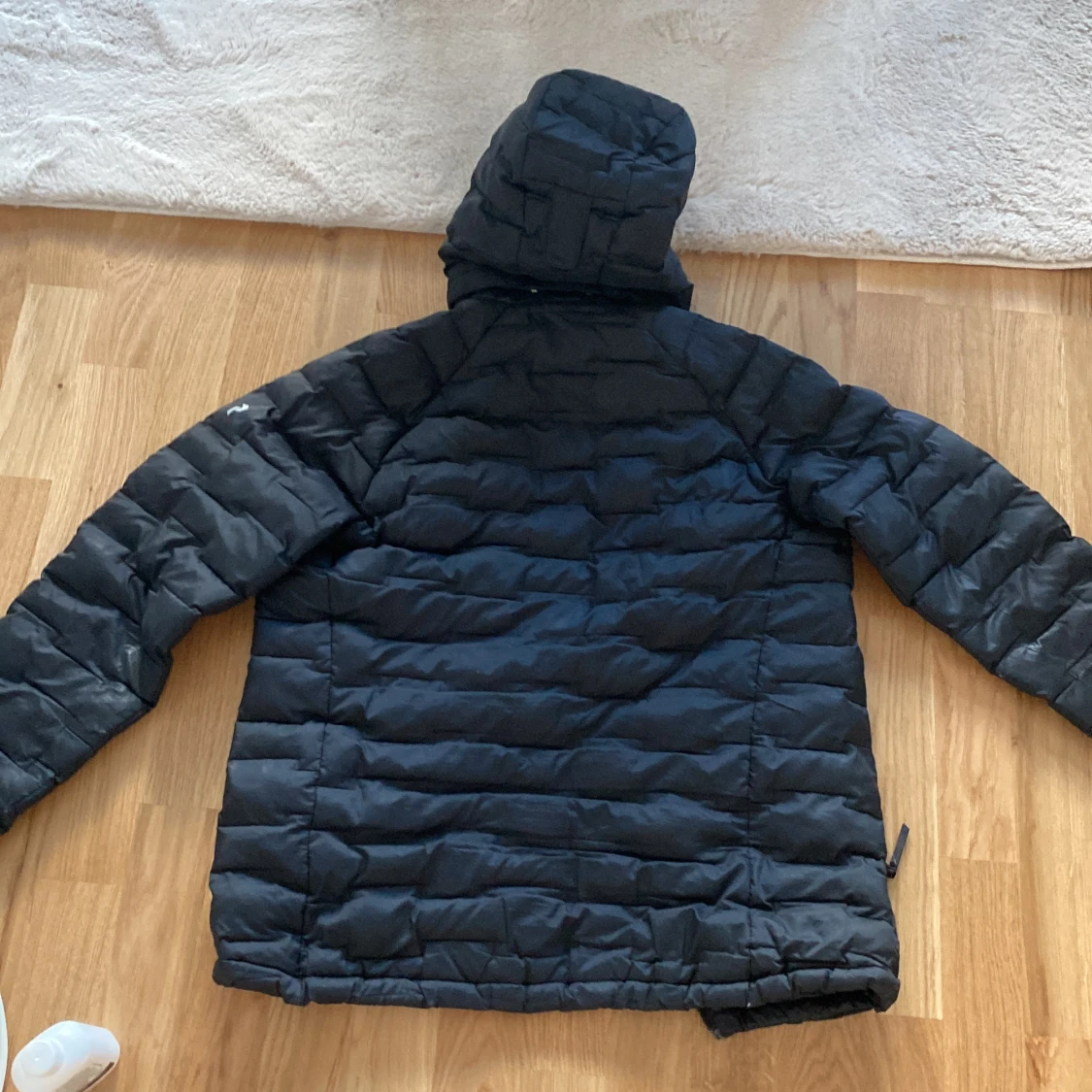 Svart peak performance jacka  - 91