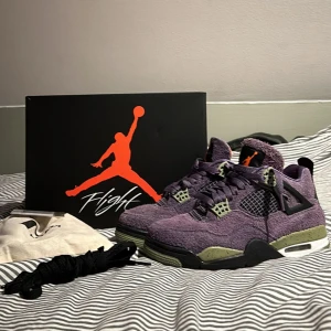 Säljer skor och märkeskläder  - Säljer Jordan 4 och massa märkeskläder. Skriv till mig för priser! Priser kan diskuteras vid snabb affär! 