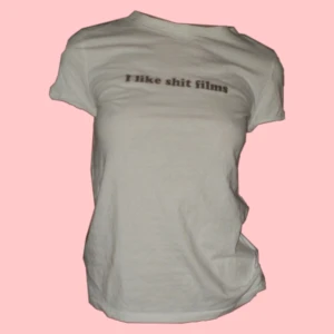 Graphic tee - Egentryckt! Går att tvätta! Dm för custommade!