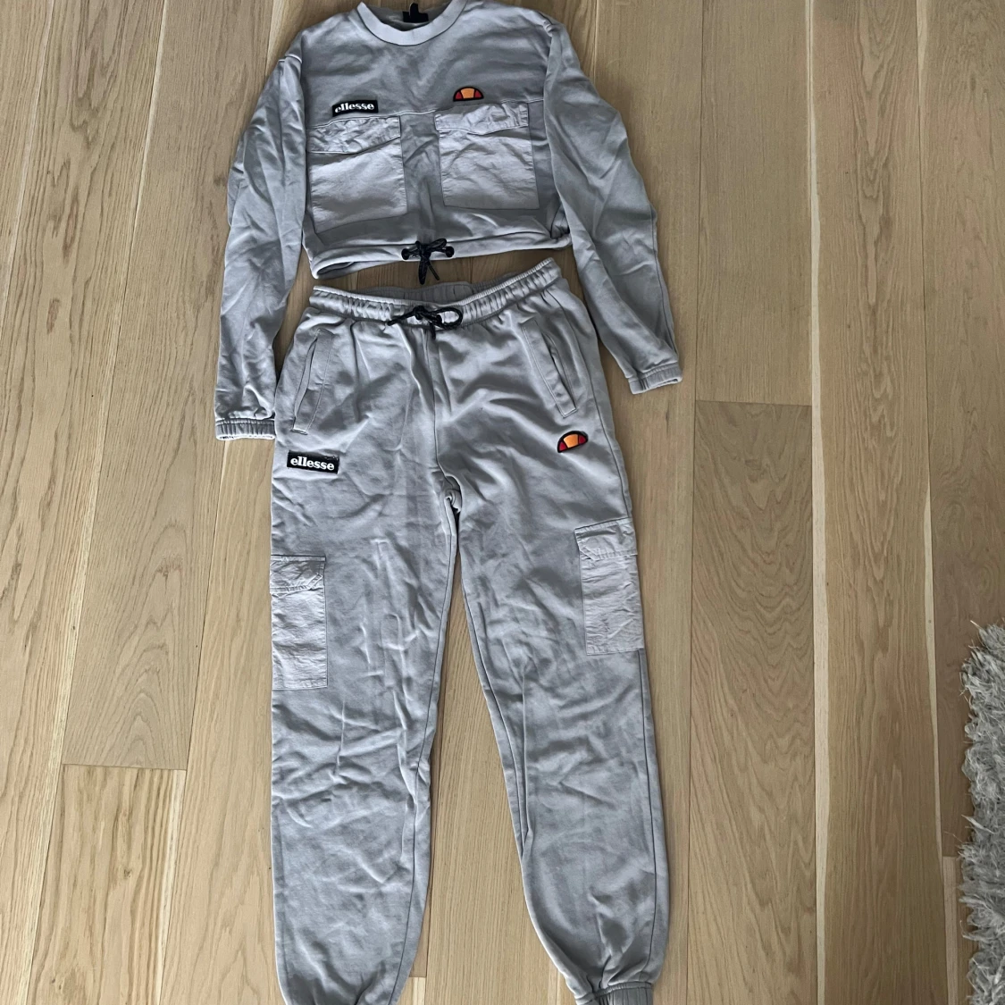 Elesse tracksuit