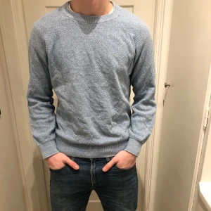 Tröja - Tröja från dressmann-Storlek M men passar också S-Killen på bilden är 182-kom dm om du har funderingar