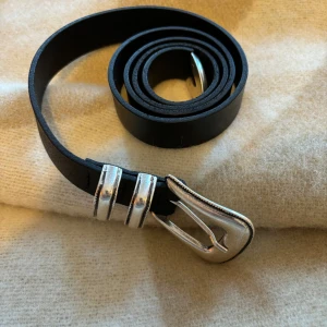 Western skärp  - Skärp från nudie jeans med en western look, liknar skärpen från our legacy fast betydligt bättre pris 