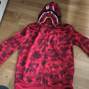 Bape hoodi  - Som ny 