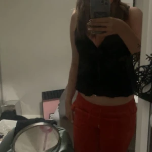 orangea juicy byxor🧡 - Defekt (se andra bilden) 🧡 Skriv för frågor eller mer bilder🧡