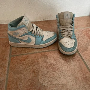 Jordan one - Baby blue, vita,