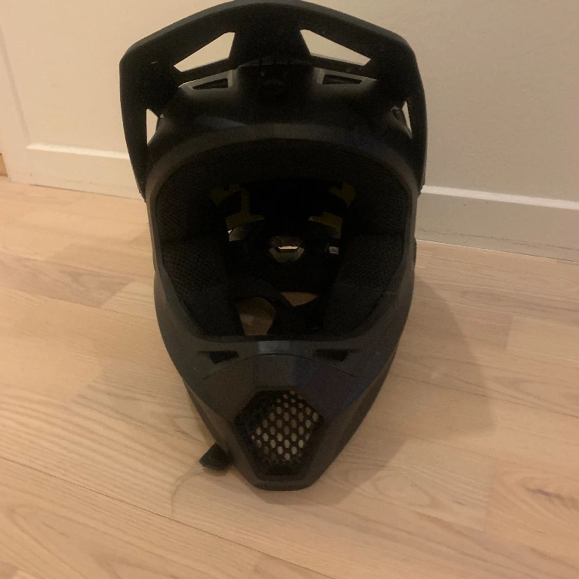 Fox fullface hjälm  - 90