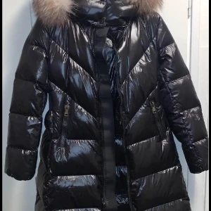 Moncler  - Finns i xs, s,m,l