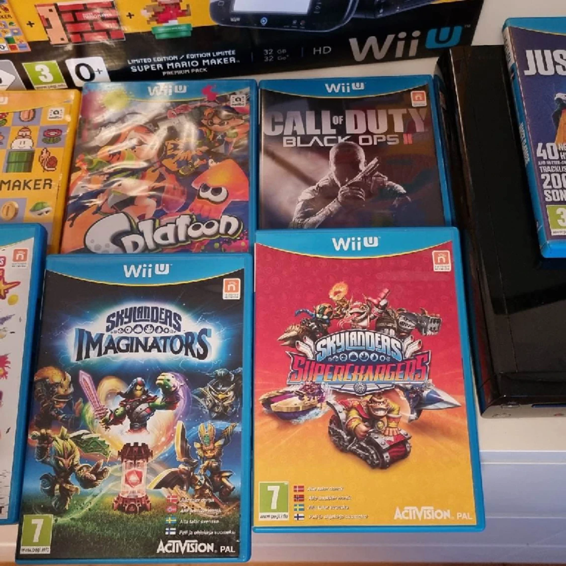 NINTENDO WII U KONSOL + SPEL  - 91