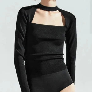 Zara topp - En fin zara topp,som va populär föra året.  Fint skick