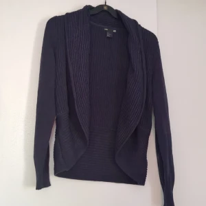 Kofta - En jätte skön och fin kofta. Inte mycket använd.