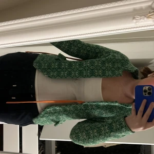 Odd Molly kofta - En söt kofta från Odd Molly som tyvärr är för liten för mig❤️