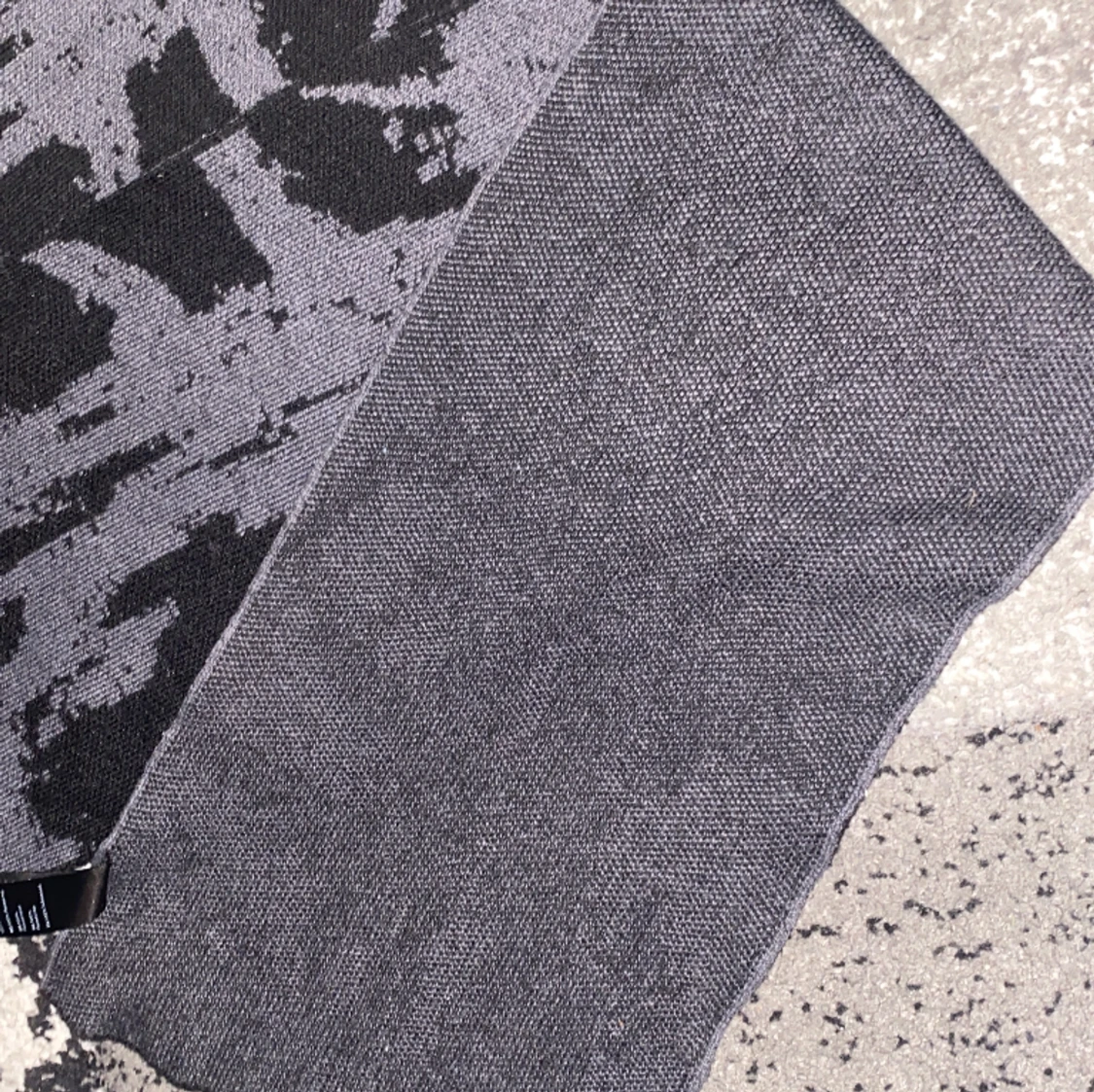 Weekday halsduk  - 90