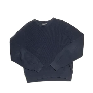 East West Knit - Märke: East West / Stil: Stockholmsstil/ Storlek: M / Skick: 8/10