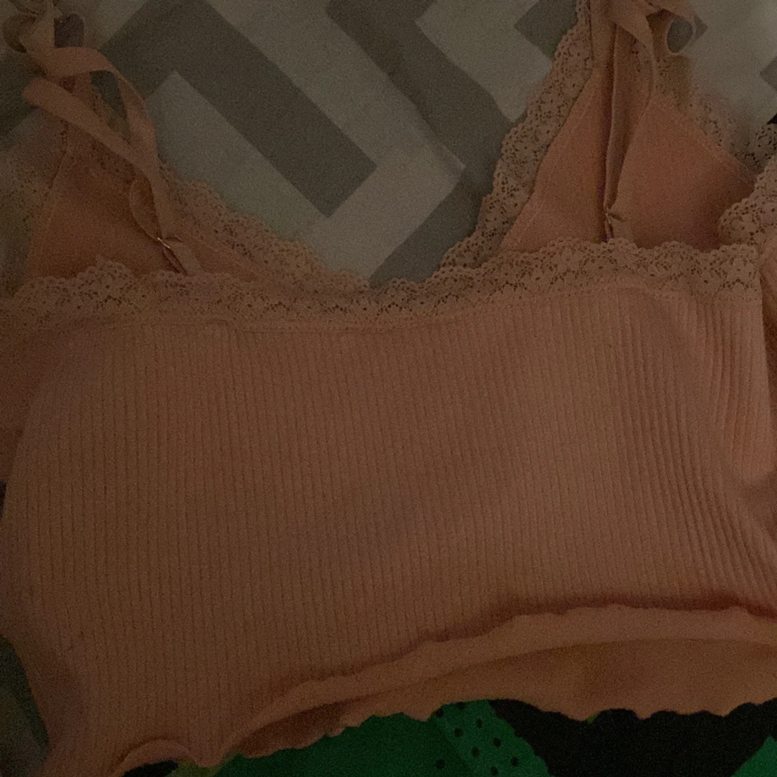 Kort linne med spets - 90