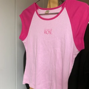 y2k t-shirt💓 - Storlek L men passar M-L💓