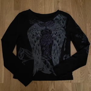 Y2k tröja - Jätte bra skick, endast använd 1 gång! 