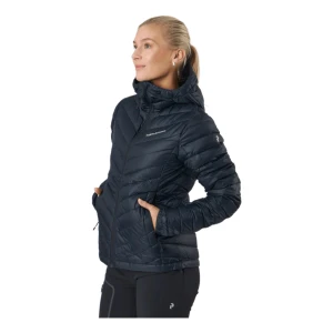 Peak jacka - Peakjacka som inte kommer till användning mer. Fint skick förutom att högra fickan inte går att stänga🫶🏼