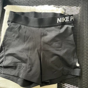 Nike pro - Bra skick