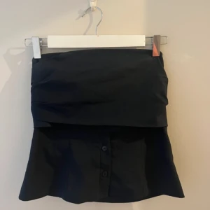 Zara topp - Säljer då den inte passar