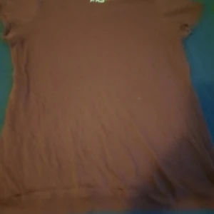 T-shirt - En fin tshirt som jag inte använder längre 