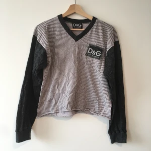 Dolce & Gabbana - Köpt secondhand! Klippt vid midjan 