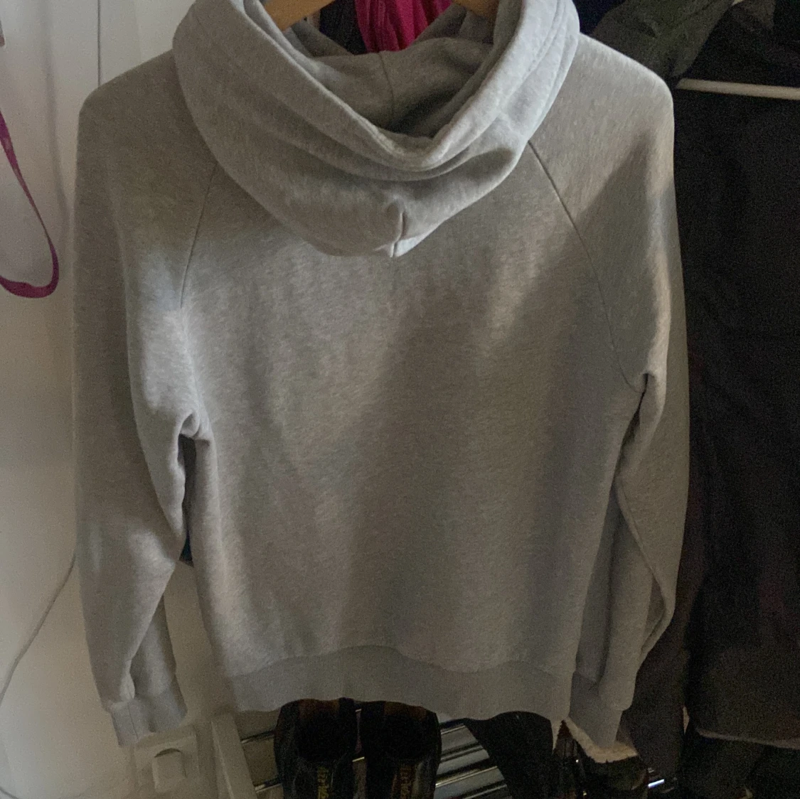 Peak performance hoodie - 92