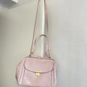Rosa handväska 