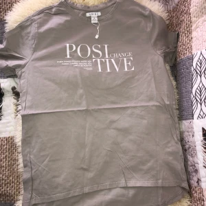 T-shirt - Storlek M, använd 1 gång