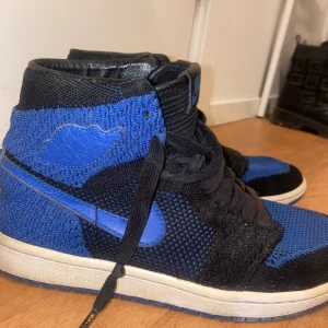 Nike air jordan one retro flyknit - använd i gott skick 41 storlek