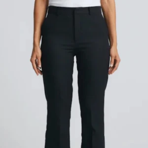 Vilma kostymbyxa helt oanvända   - Byxor som jag fått i present men hade redan ett par, sitter sååå fint och är helt nya och oanvända med prislappen på!! 