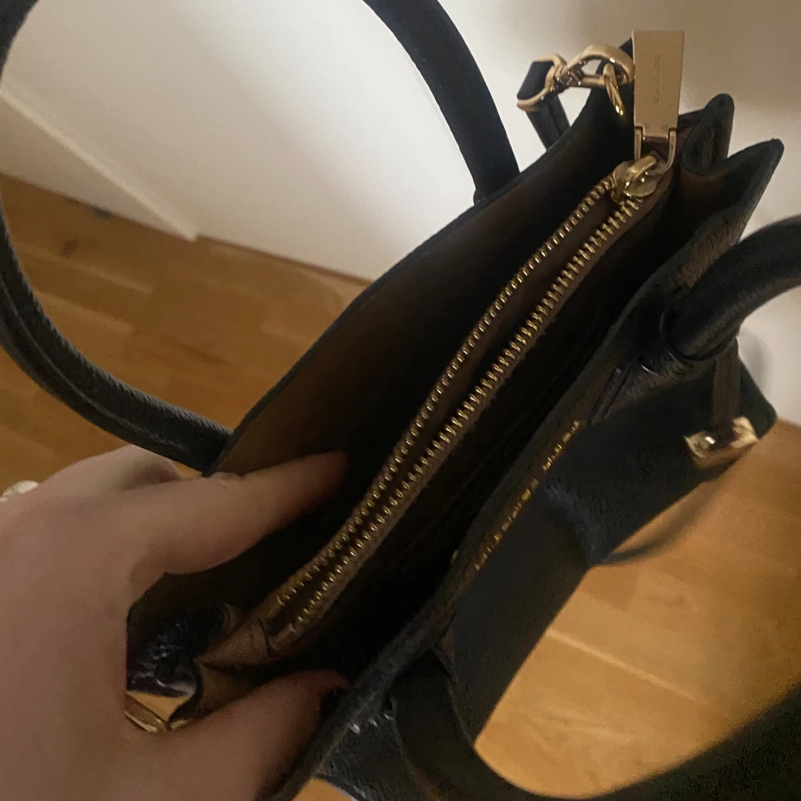 Michael Kors väska  - 92