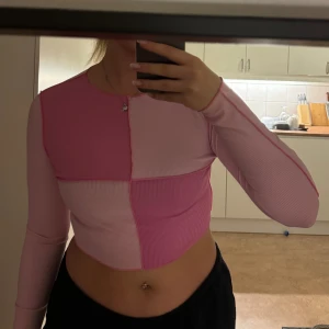 Rosa topp - Söt rosa topp, storlek M, stretchig. Nyskick! 
