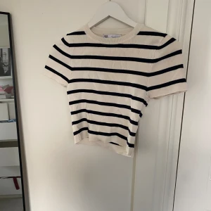 T - shirt  - Från zara 