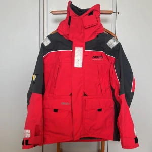 Musto offshore goretex seglarjacka - Seglarjacka i gore tex. Mycket gott skick. 