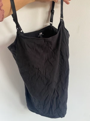 Amningslinne XS - Svart amningslinne i fint skick!