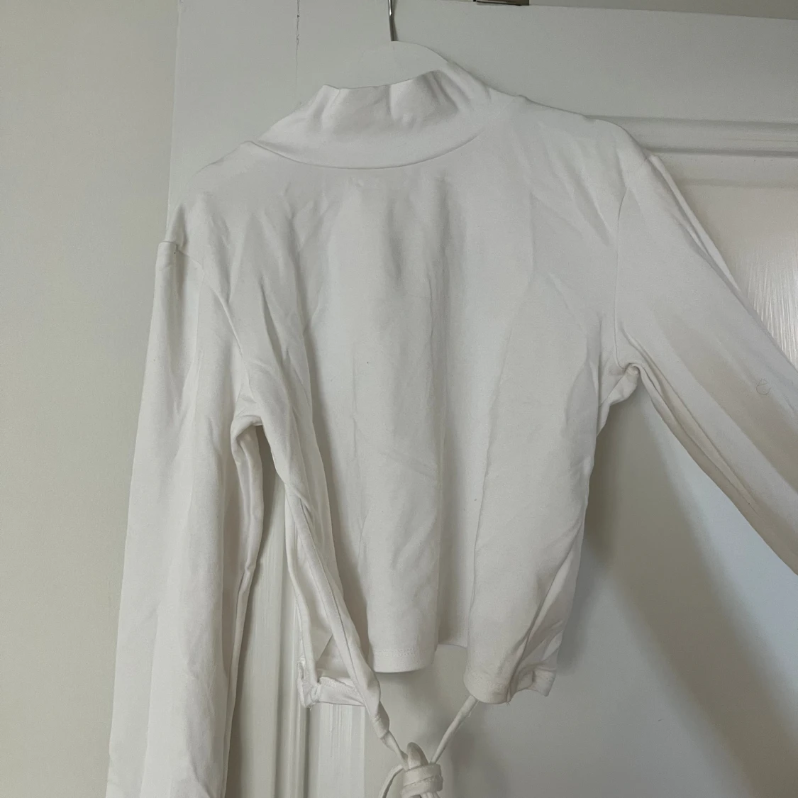 Vit top med bar rygg - 90