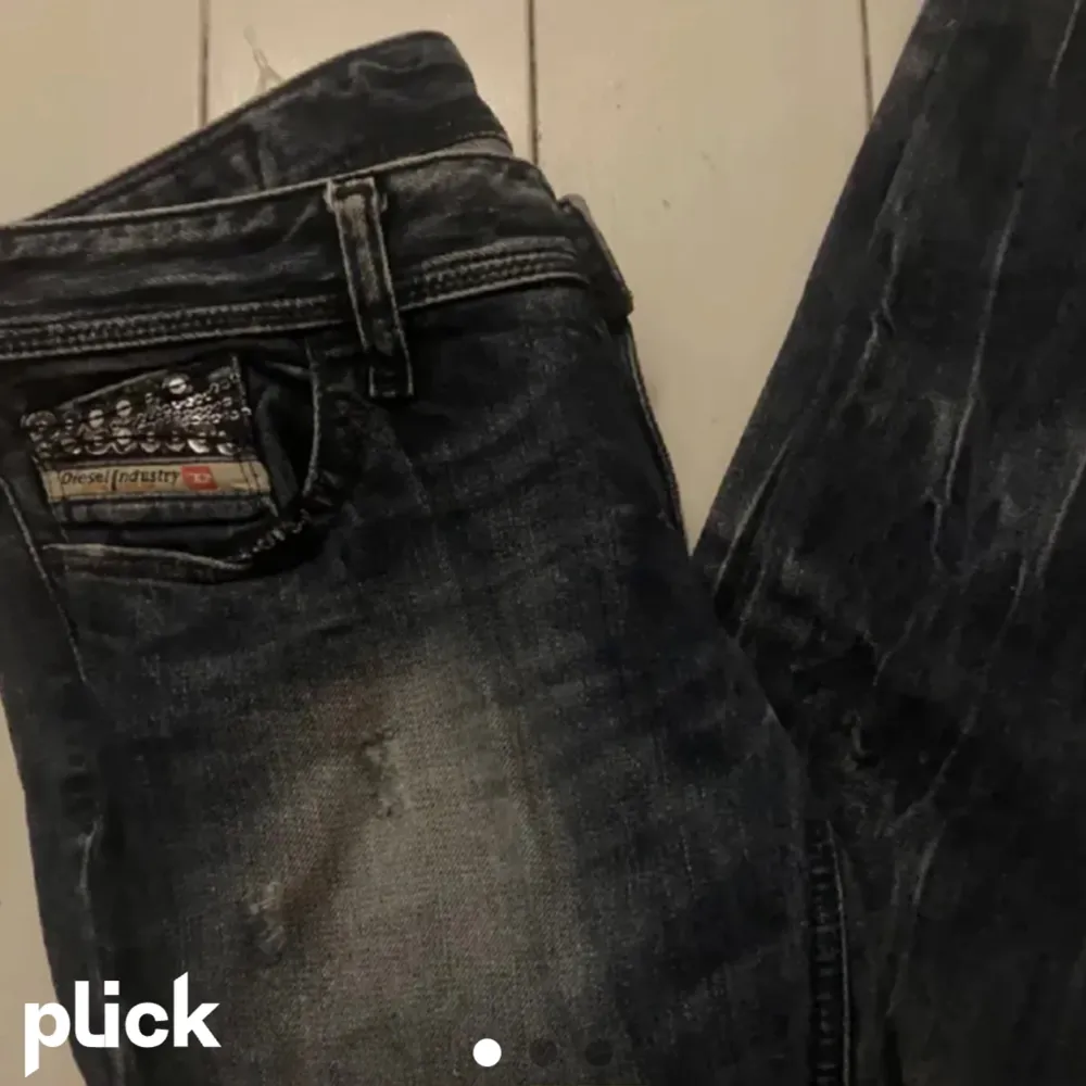 säker de här fina jeansen från diesel (inte mina bilder, skriv för egna) . Jeans & Byxor.