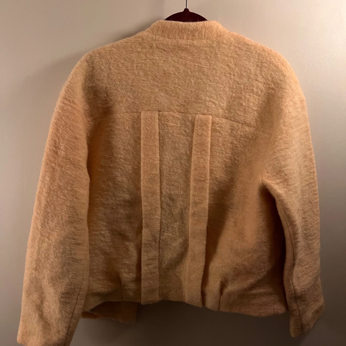 Aprikosfärgad ylle/mohair jacka från hm - 91