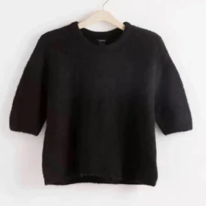 Stickad tshirt  - Stickad t shirt från Lindex💓superbra skick 