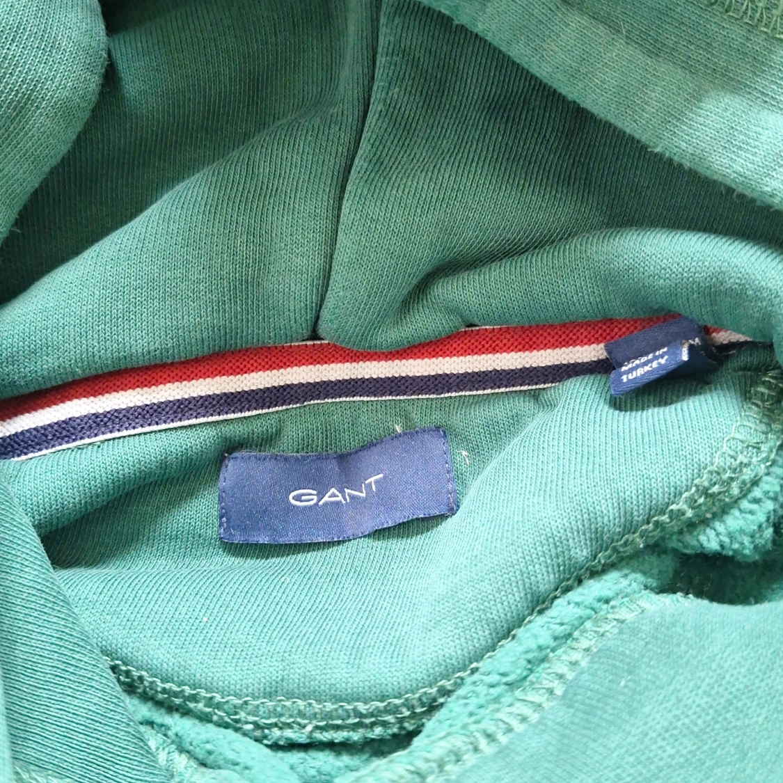 En grön gant hoodie - 90