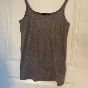 Glittrigt linne - Fint basic glitrigt linne!! 