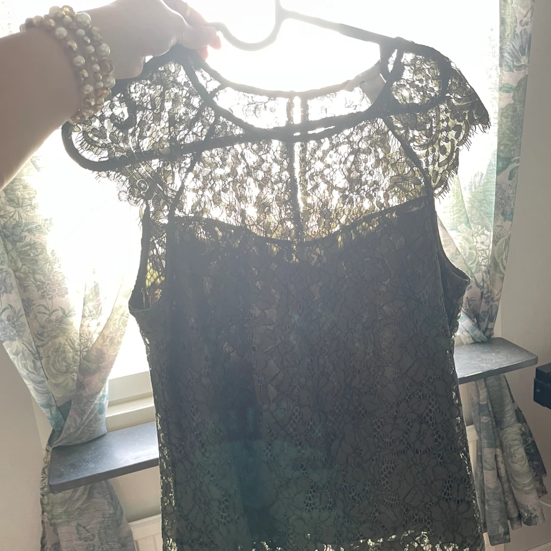Jättefin spets blus