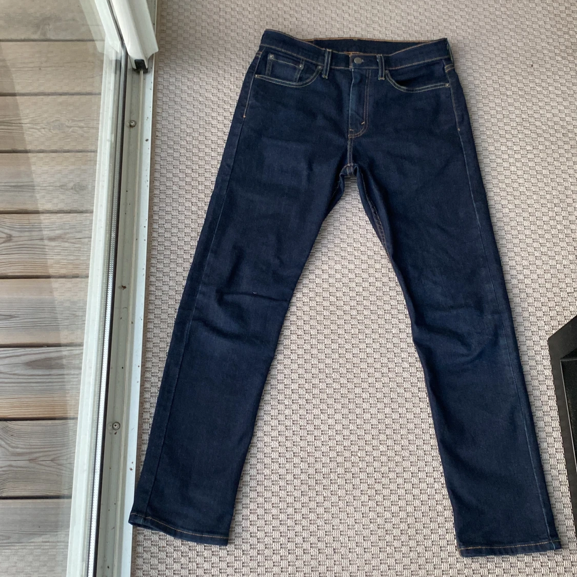 Levis 502 jeans