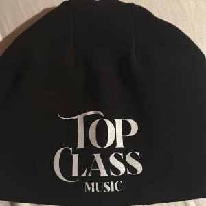 Top class mössa  - Helt ny top class mössa och oanvänd