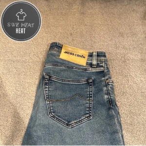Jacob Cohen jeans - Tja, säljer nu dessa feta Cohen jeans i grymt skick! Storlek 33. Hör av dig vid frågor eller funderingar!