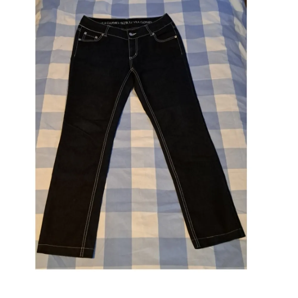 skitsnygga svarta byxor, märket vila.  W29L32. Jeans & Byxor.