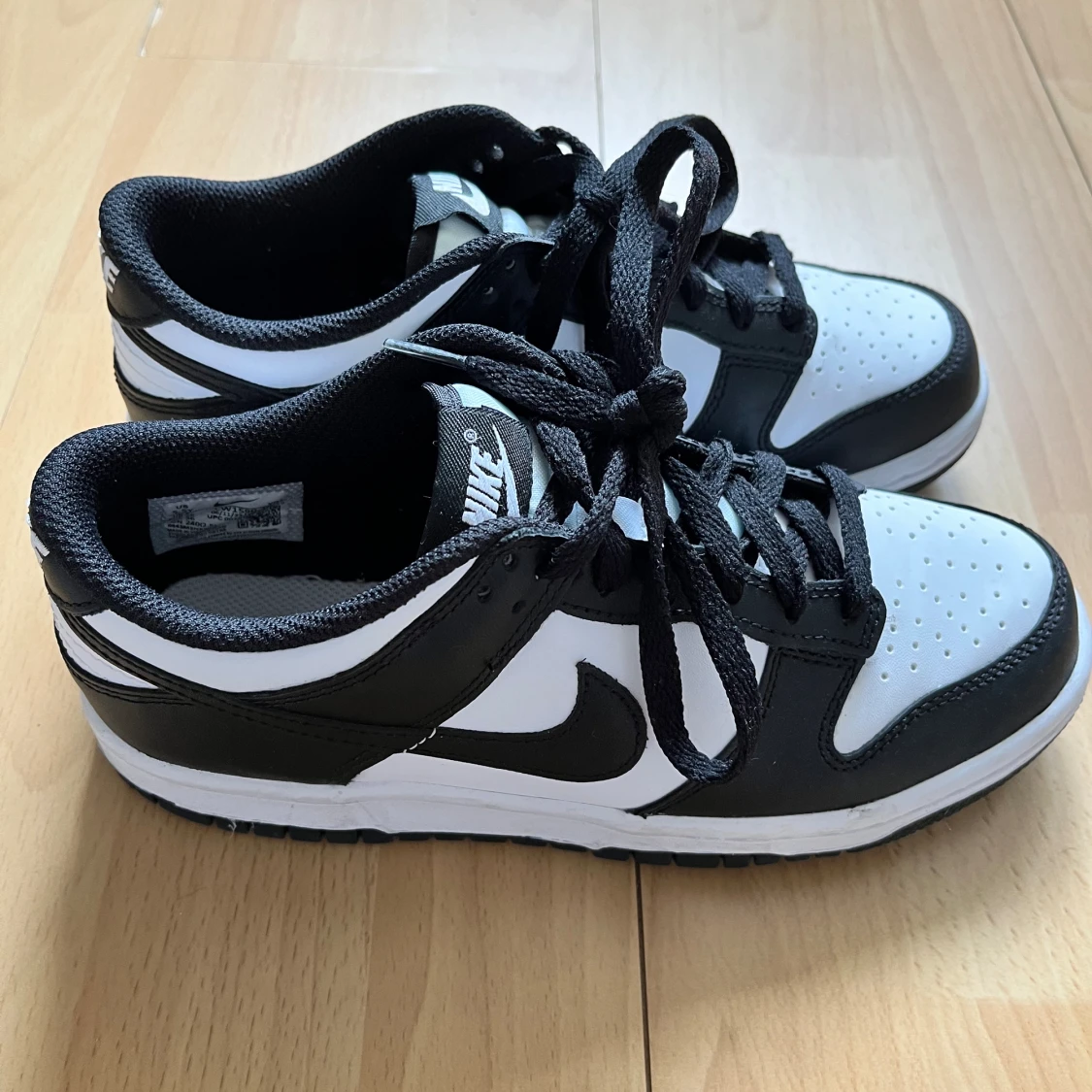 Nike Panda Dunks - 92